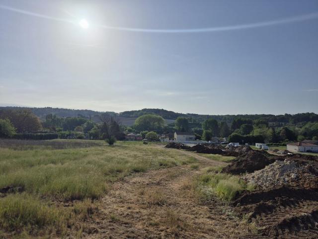 TERRAIN VIABILISE 644 M2
