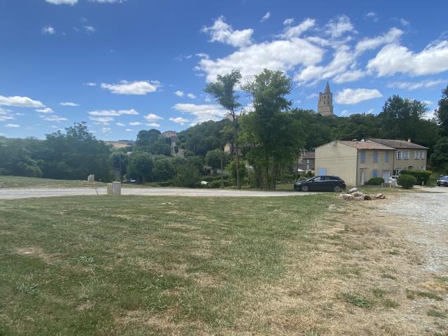 Terrain viabilisé 242 m2