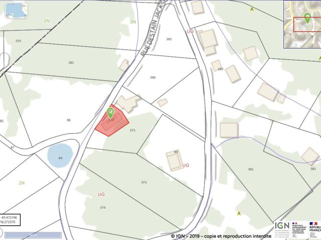 TERRAIN VIABILISÉ DE 413 m² AUX ABYMES – FORT POTENTIEL DE CONSTRUCTION