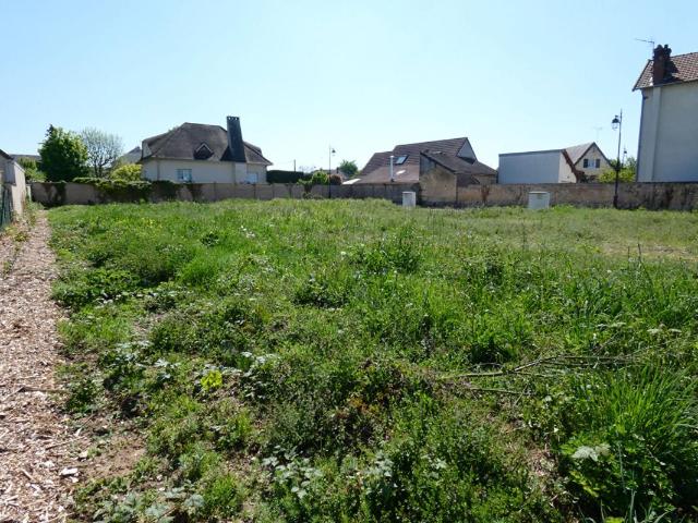Terrain viabilisé OULINS