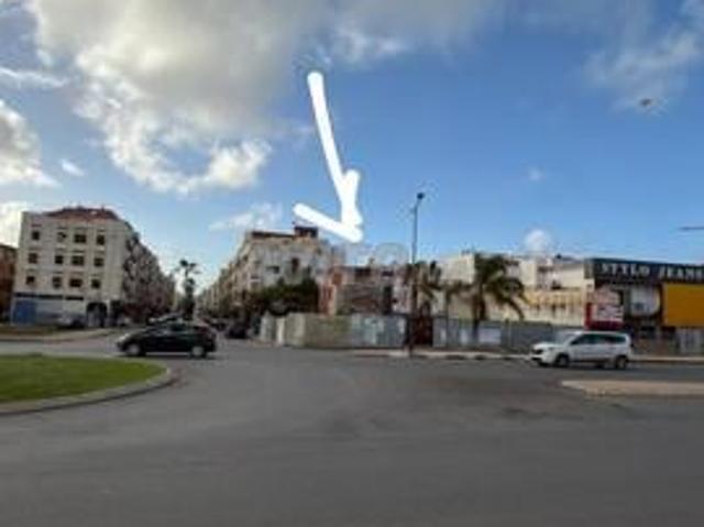 Terrain villa commercial
