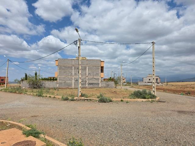 Terrain Villa 359 m² – Trois Façades à Tahenaout