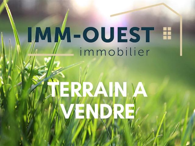 TERRAIN YVIGNAC LA TOUR 960 M²