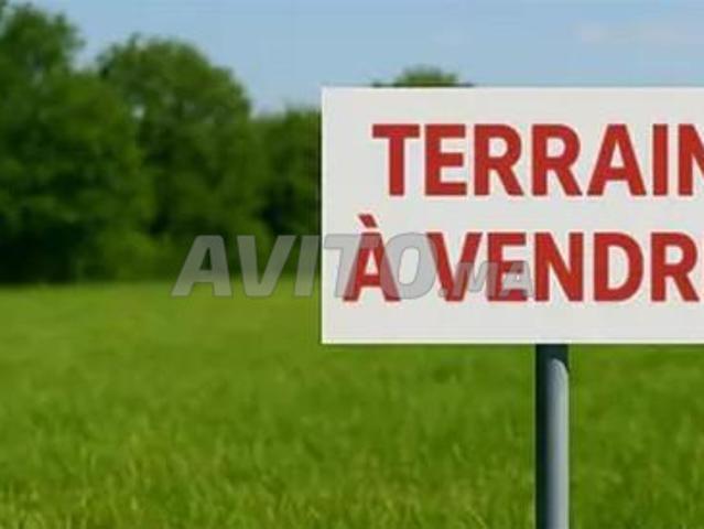Terrain zone immeuble R4