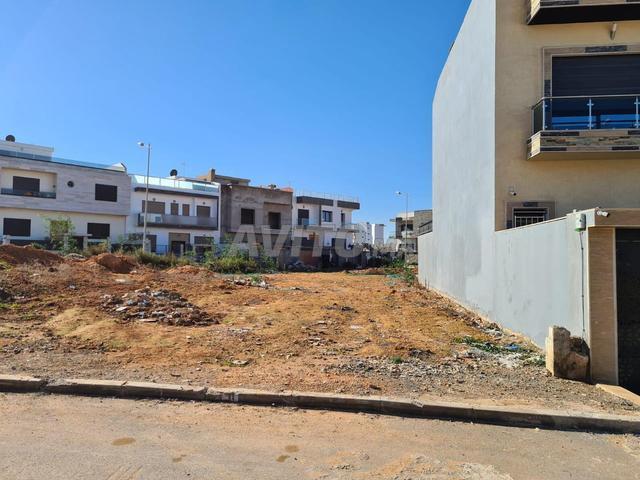 Terrain zone villa 217m2 Oulfa