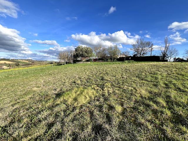 Terrain 1489 m2