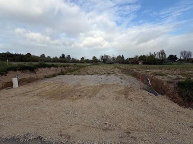 Terrain 1496 m2