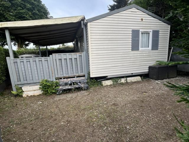 Terrain 150 m²