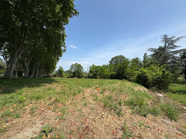 Terrain 1511 m2