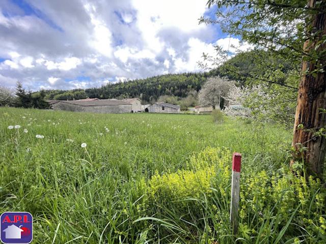 Terrain 1598 m2