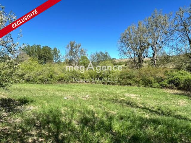 Terrain 1700 m2