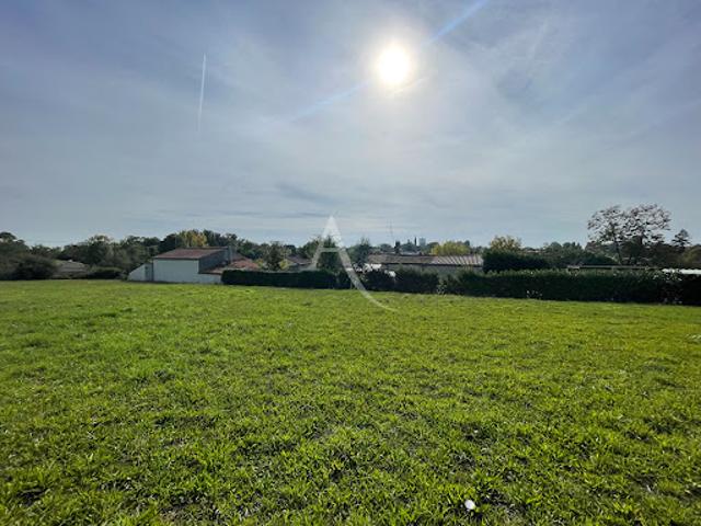Terrain 1700 m2