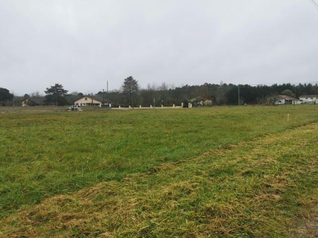 Terrain 1730 m2 gajac