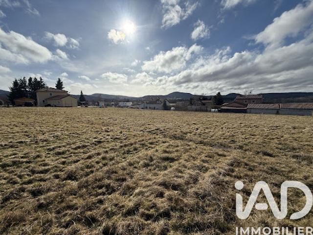 Terrain 1731 m2