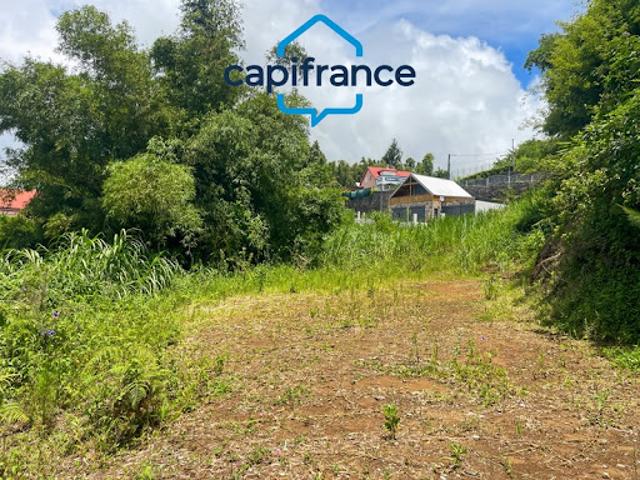 Terrain 1800 m2