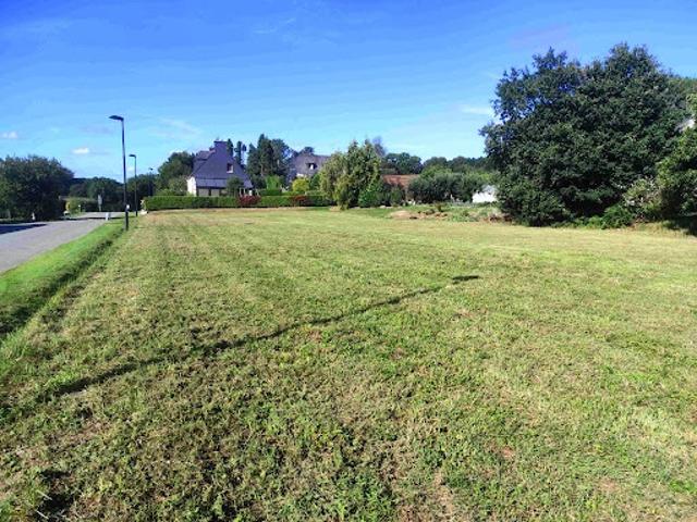 Terrain 1827 m2