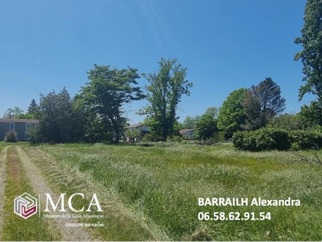 Terrain 1900 m2 cenon