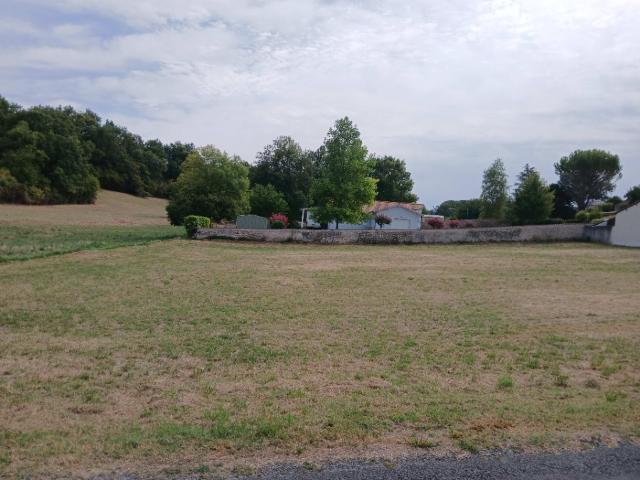 Terrain 1929 m2 st martin de riberac