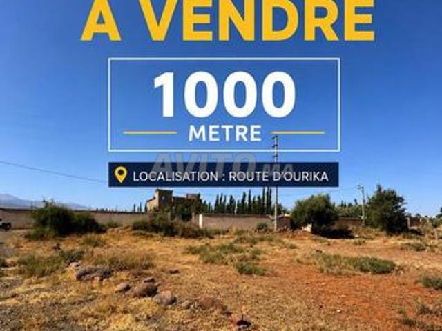 Terrain 1000 m² 2 façades à vendre à Ourika