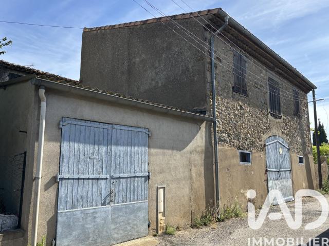 Terrain 104 m²
