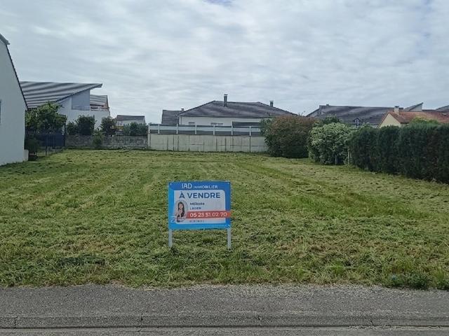 Terrain 1 028 m²