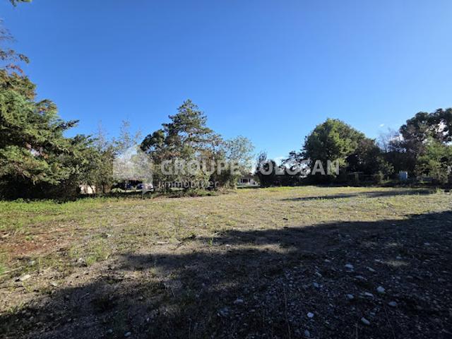 Terrain 1100 m2