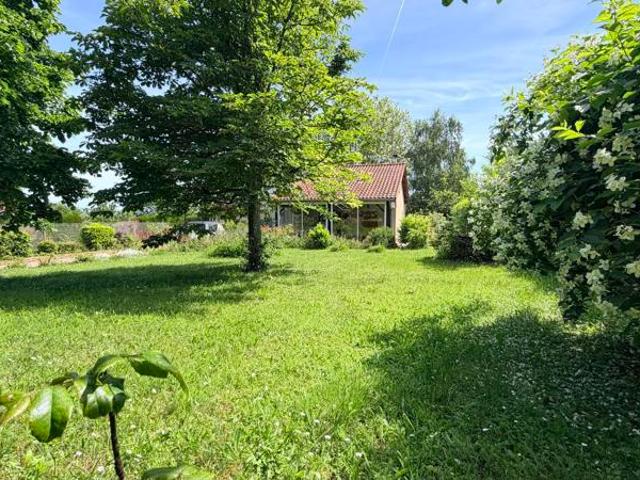 Terrain 1200m²