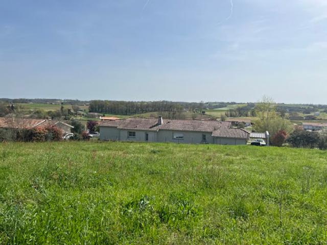 Terrain 1353 m2