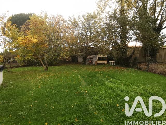 Terrain 1 000 m²