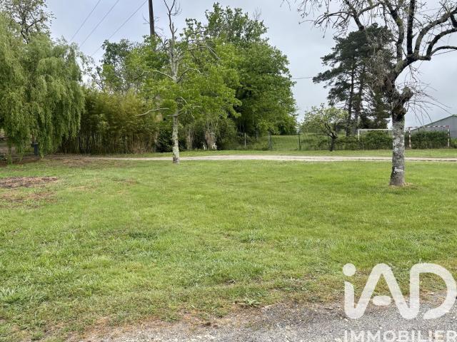 Terrain 1 000 m²