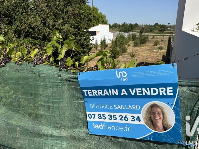 Terrain 1 011 m²
