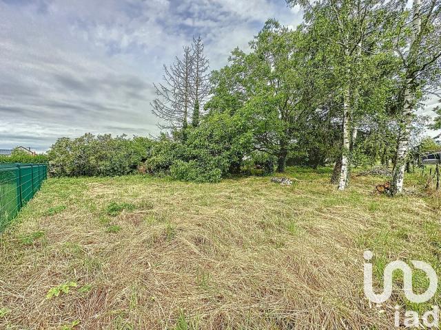 Terrain 1 044 m²