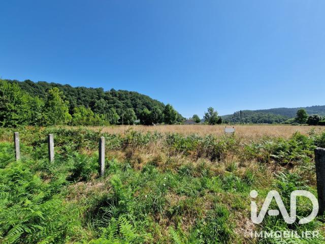 Terrain 1 050 m²