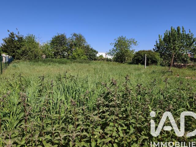 Terrain 1 052 m²