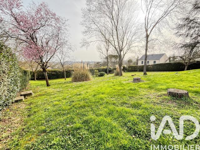 Terrain 1 075 m²