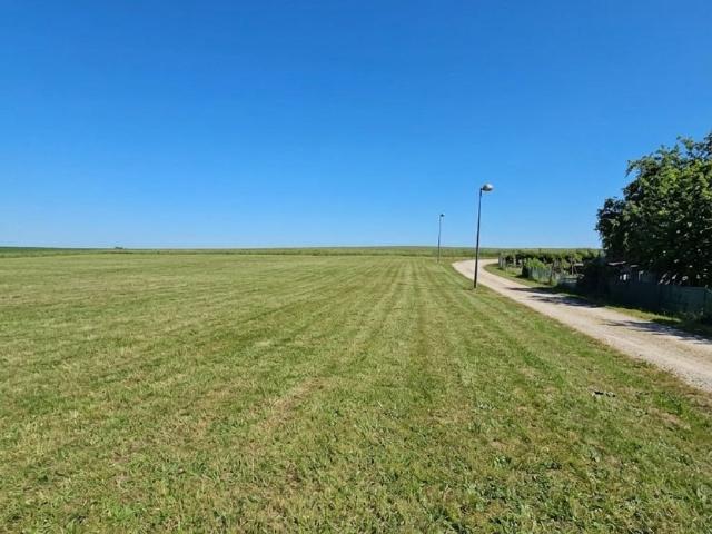 Terrain 1 094 m²