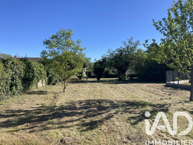 Terrain 1 090 m²