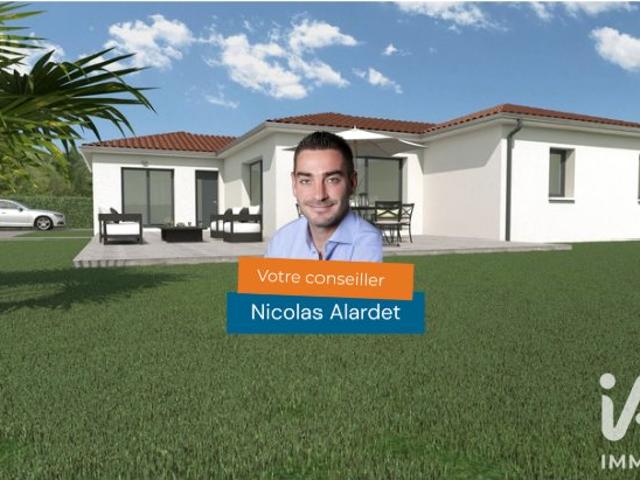 Terrain 1 090 m²
