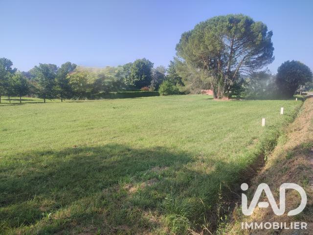 Terrain 1 129 m²