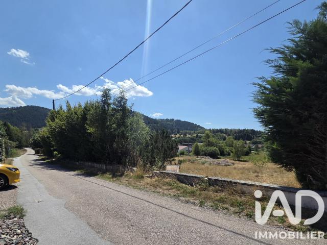 Terrain 1 200 m²
