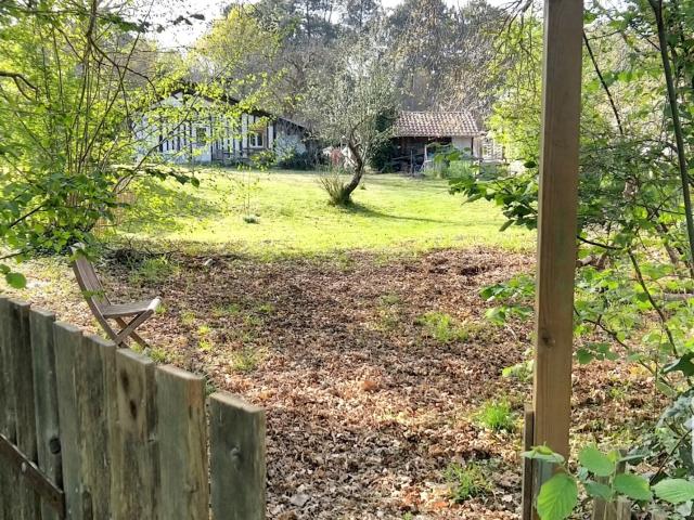 Terrain 1 267 m²