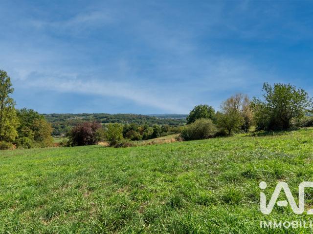 Terrain 1 300 m²