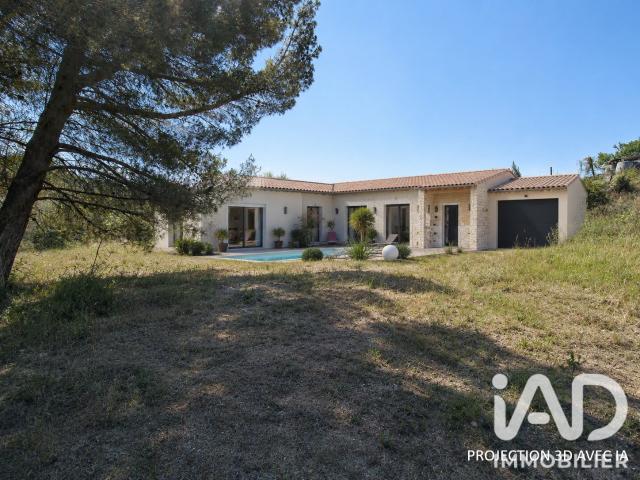 Terrain 1 318 m²