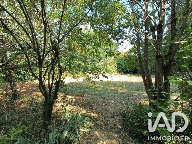 Terrain 1 361 m²