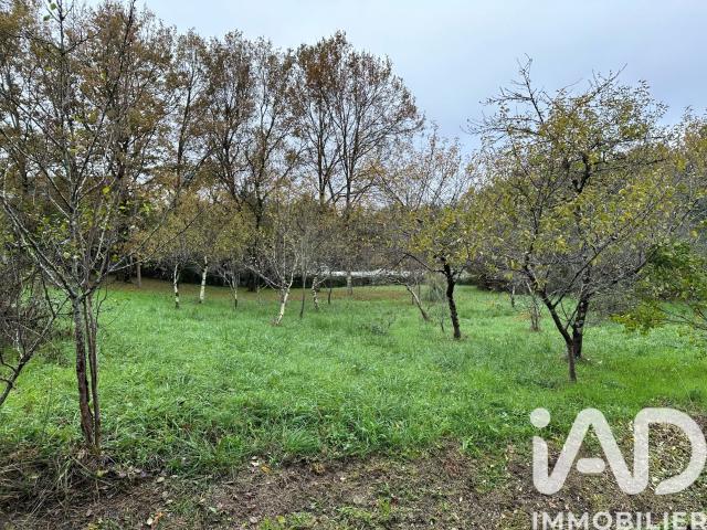 Terrain 1 361 m²