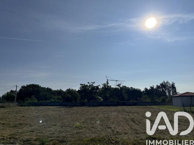 Terrain 1 405 m²