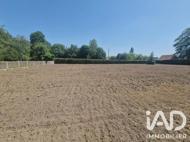 Terrain 1 600 m²
