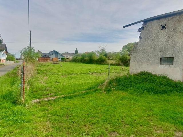 Terrain 1 611 m²