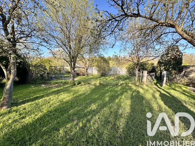 Terrain 1 700 m²