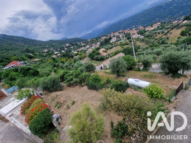 Terrain 1 715 m²